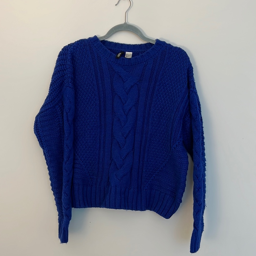 H&M Women’s Blue Sweater